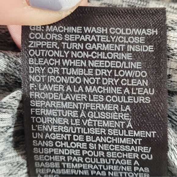 The North Face Cropped Motivation Hoodie Size M - Picture 8 of 10